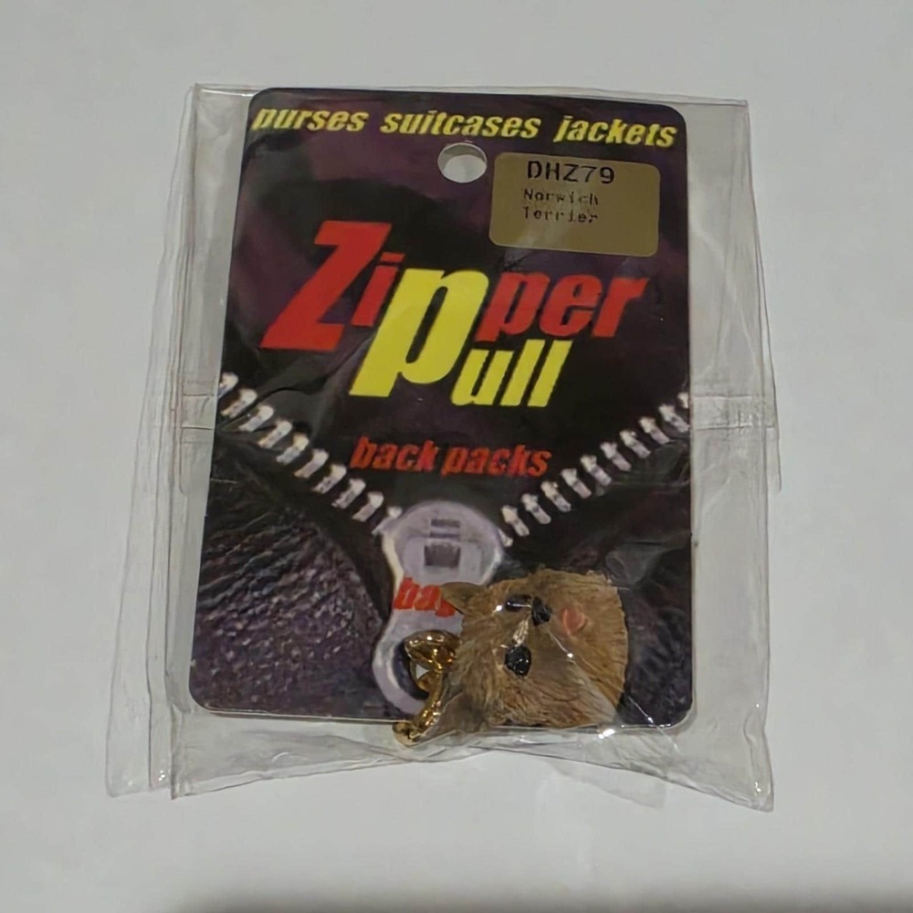 Conversation Concepts Vintage 0.5"‎ Norwich Terrier Zipper Charm
